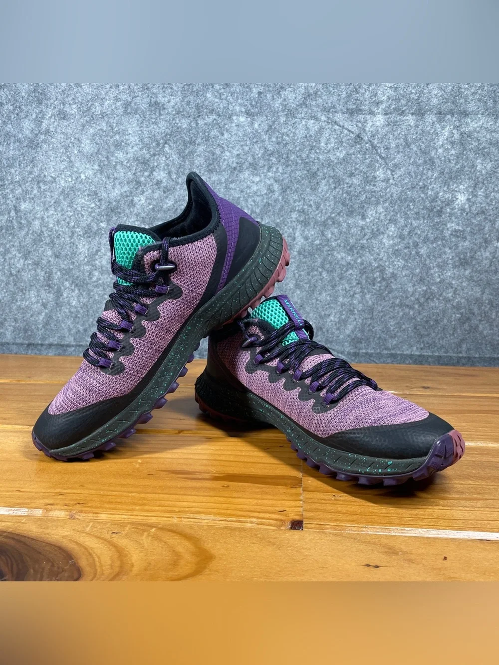 Merrell Bravada WOMENS 7.5 Purple Trail Running Hiking Shoes Gorpcore J033644